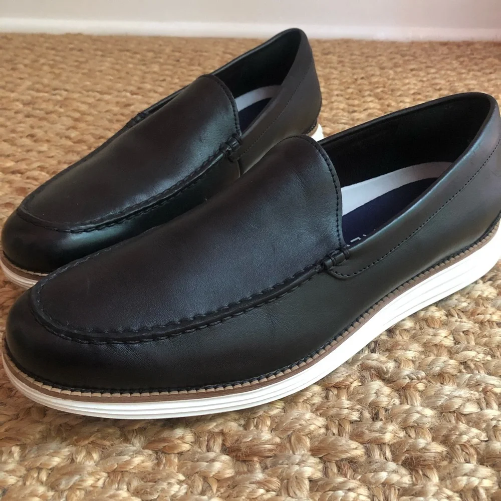 Cole Haan Original Grand OS Venetian Loafer. Black Leather. Size 11.5 M